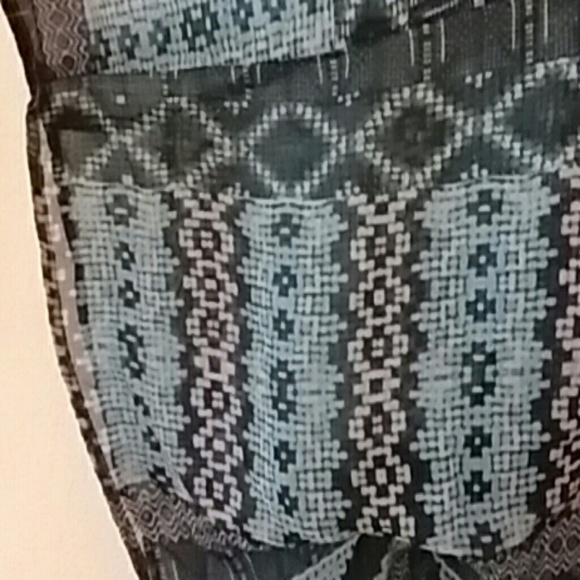 Muilt colors Top - Picture 3 of 6